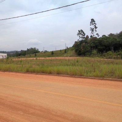 Terreno Comercial/Residencial com 375m², no bairro Areias De Baixo em Governador Celso Ramos
