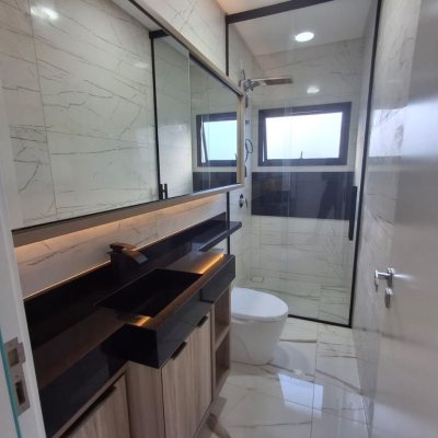 Casa Residencial com 112m², 3 quartos, 1 suíte, 2 garagens, no bairro Potecas em São José