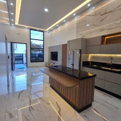 Casa Residencial com 112m², 3 quartos, 1 suíte, 2 garagens, no bairro Potecas em São José