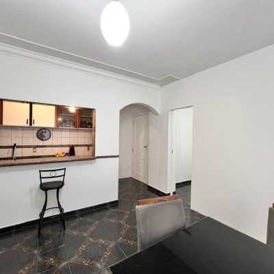 Apartamentos com 106m², 3 quartos, 1 garagem, no bairro Centro em Florianópolis