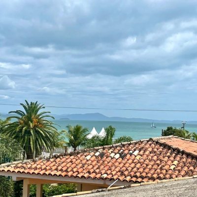 Pousada com 1084m², 21 quartos, 21 suítes, 18 garagens, no bairro Canasvieiras em Florianópolis