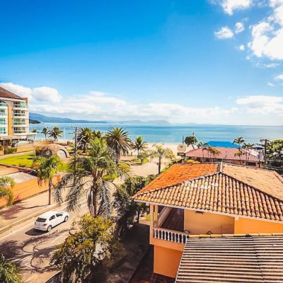 Pousada com 1084m², 21 quartos, 21 suítes, 18 garagens, no bairro Canasvieiras em Florianópolis