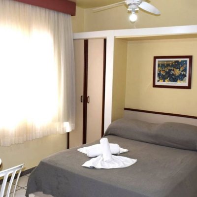 Pousada com 1084m², 21 quartos, 21 suítes, 18 garagens, no bairro Canasvieiras em Florianópolis