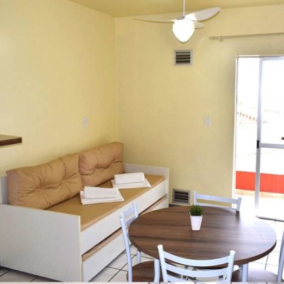 Pousada com 1084m², 21 quartos, 21 suítes, 18 garagens, no bairro Canasvieiras em Florianópolis