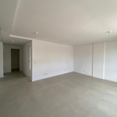 Apartamentos com 52m², 1 quarto, 1 suíte, 1 garagem, no bairro Centro em Florianópolis