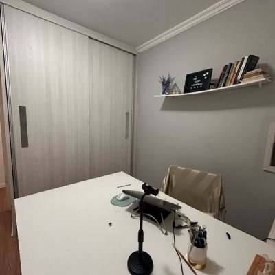 Apartamentos com 91m², 3 quartos, 1 suíte, 1 garagem, no bairro Coqueiros em Florianópolis