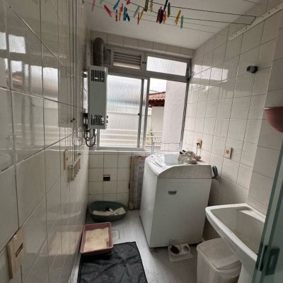Apartamentos com 91m², 3 quartos, 1 suíte, 1 garagem, no bairro Coqueiros em Florianópolis
