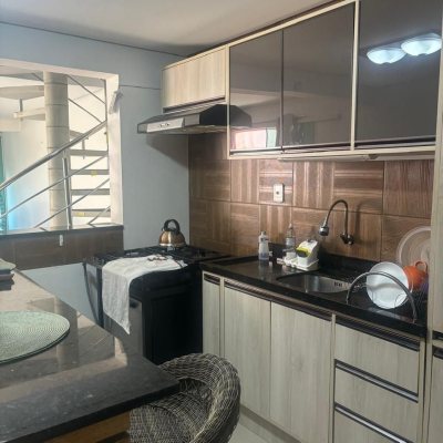 Apartamentos com 490m², 6 quartos, 1 suíte, 4 garagens, no bairro Campeche em Florianópolis