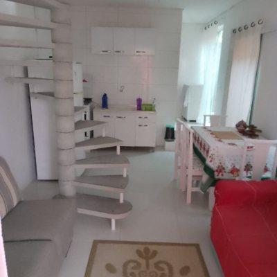 Apartamentos com 490m², 6 quartos, 1 suíte, 4 garagens, no bairro Campeche em Florianópolis