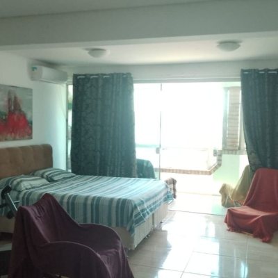 Apartamentos com 490m², 6 quartos, 1 suíte, 4 garagens, no bairro Campeche em Florianópolis