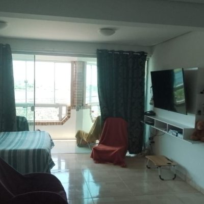 Apartamentos com 490m², 6 quartos, 1 suíte, 4 garagens, no bairro Campeche em Florianópolis