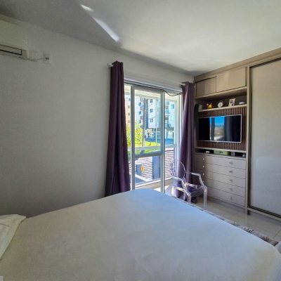 Casa Residencial com 92m², 2 quartos, 2 garagens, no bairro Serraria em São José