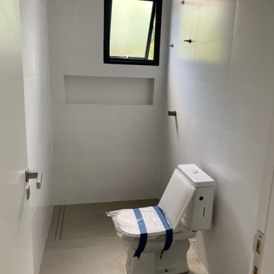 Casa Residencial com 200m², 3 quartos, 3 suítes, 4 garagens, no bairro Rio Tavares em Florianópolis