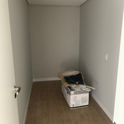 Casa Residencial com 200m², 3 quartos, 3 suítes, 4 garagens, no bairro Rio Tavares em Florianópolis