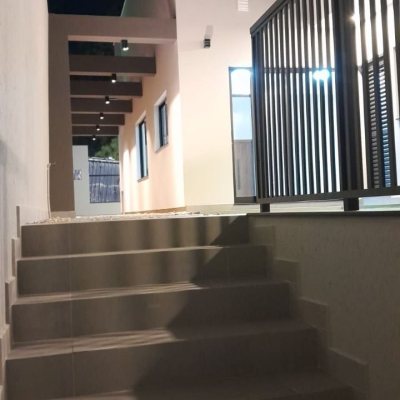 Casa Residencial com 202m², 3 quartos, 1 suíte, 2 garagens, no bairro Pedra Branca em Palhoça