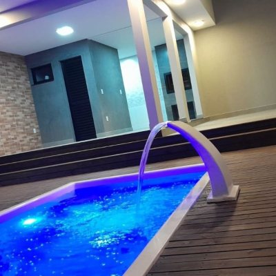 Casa Residencial com 202m², 3 quartos, 1 suíte, 2 garagens, no bairro Pedra Branca em Palhoça