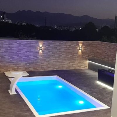 Casa Residencial com 202m², 3 quartos, 1 suíte, 2 garagens, no bairro Pedra Branca em Palhoça