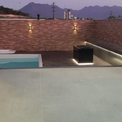 Casa Residencial com 202m², 3 quartos, 1 suíte, 2 garagens, no bairro Pedra Branca em Palhoça