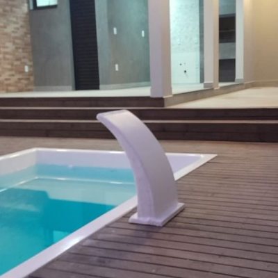 Casa Residencial com 202m², 3 quartos, 1 suíte, 2 garagens, no bairro Pedra Branca em Palhoça