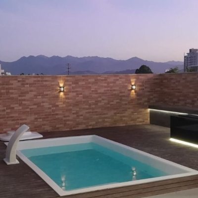 Casa Residencial com 202m², 3 quartos, 1 suíte, 2 garagens, no bairro Pedra Branca em Palhoça