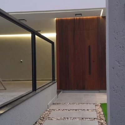 Casa Residencial com 202m², 3 quartos, 1 suíte, 2 garagens, no bairro Pedra Branca em Palhoça