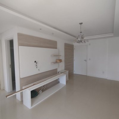Apartamentos com 68m², 2 quartos, 1 suíte, 1 garagem, no bairro Kobrasol em São José