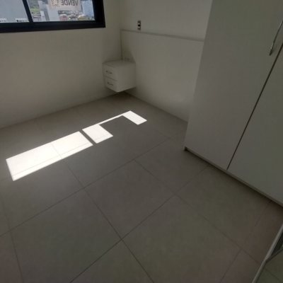Apartamentos com 68m², 2 quartos, 1 suíte, 1 garagem, no bairro Kobrasol em São José