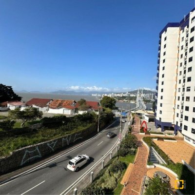 Apartamentos com 116m², 3 quartos, 1 suíte, 1 garagem, no bairro Estreito em Florianópolis
