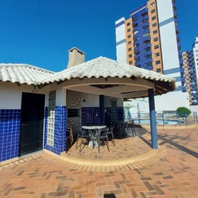 Apartamentos com 116m², 3 quartos, 1 suíte, 1 garagem, no bairro Estreito em Florianópolis