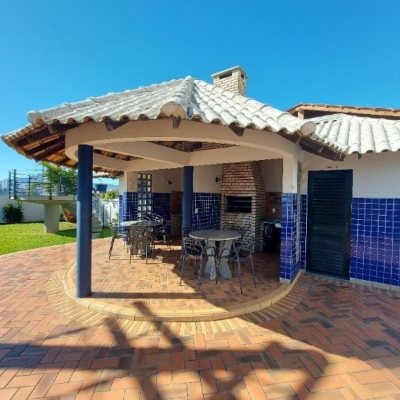 Apartamentos com 116m², 3 quartos, 1 suíte, 1 garagem, no bairro Estreito em Florianópolis