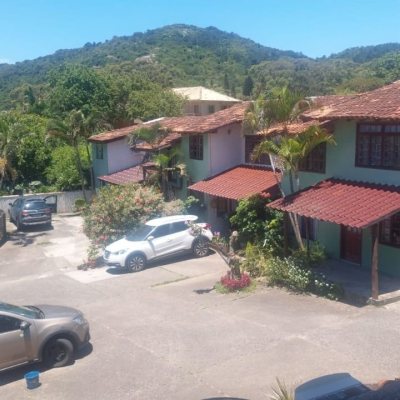 Casa Residencial com 530m², 5 quartos, 8 garagens, no bairro Lagoa Da Conceição em Florianópolis