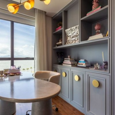 Apartamentos com 250m², 3 quartos, 3 suítes, 2 garagens, no bairro Agronômica em Florianópolis