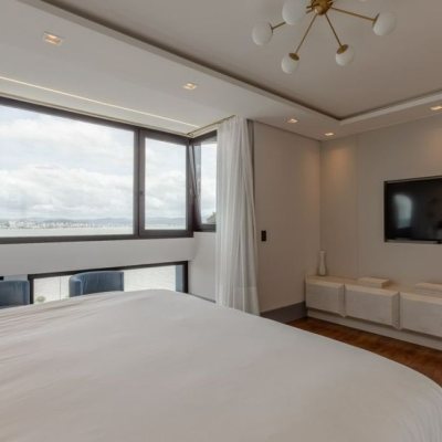 Apartamentos com 250m², 3 quartos, 3 suítes, 2 garagens, no bairro Agronômica em Florianópolis