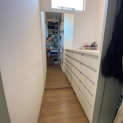 Casa Residencial com 360m², 4 quartos, 3 suítes, 2 garagens, no bairro Ingleses do Rio Vermelho em Florianópolis