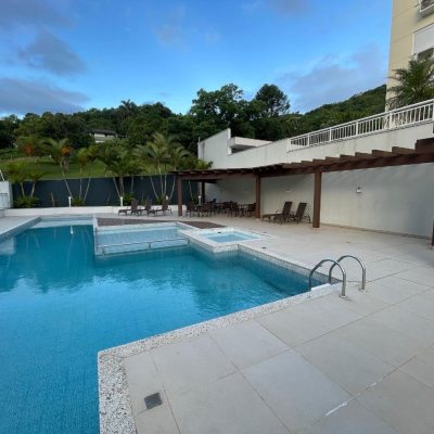 Apartamentos com 82m², 2 quartos, 1 suíte, 1 garagem, no bairro Itacorubi em Florianópolis