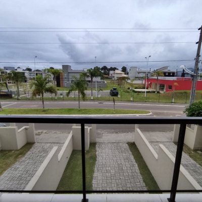 Casa Residencial com 89m², 2 quartos, 2 suítes, 2 garagens, no bairro São João Do Rio Vermelho em Florianópolis