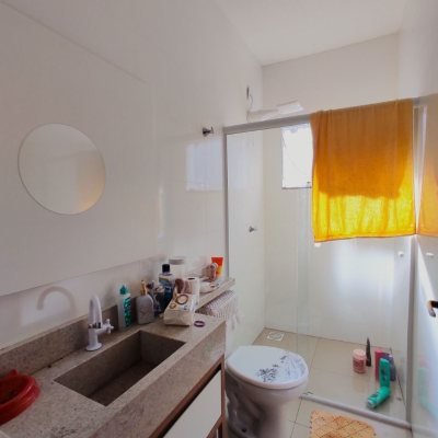 Casa Residencial com 74m², 3 quartos, 1 suíte, 2 garagens, no bairro Forquilhas em São José