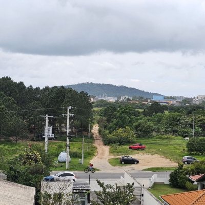 Apartamentos com 82m², 3 quartos, 1 suíte, 2 garagens, no bairro Campeche em Florianópolis