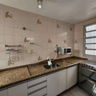 Casa Residencial com 105m², 5 quartos, no bairro Estreito em Florianópolis