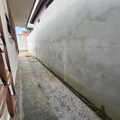 Casa Residencial com 64m², 2 quartos, 2 garagens, no bairro Forquilhas em São José