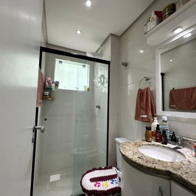 Apartamentos com 63m², 2 quartos, 1 suíte, 1 garagem, no bairro Pagani em Palhoça