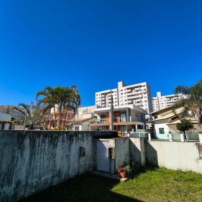 Apartamentos com 63m², 2 quartos, 1 suíte, 1 garagem, no bairro Pagani em Palhoça