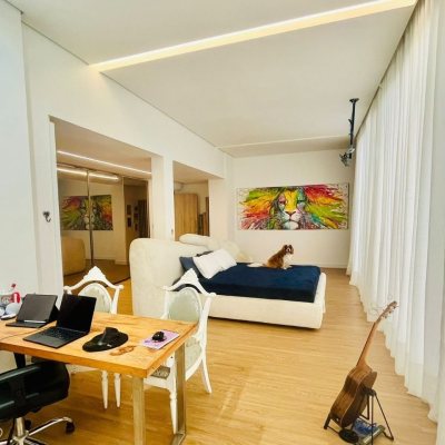 Cobertura com 294m², 3 quartos, 3 suítes, 2 garagens, no bairro Campeche em Florianópolis