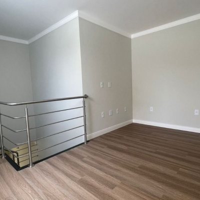 Apartamentos com 104m², 3 quartos, 2 suítes, 1 garagem, no bairro Ingleses do Rio Vermelho em Florianópolis