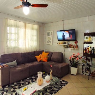 Casa Residencial com 188m², 4 quartos, 4 garagens, no bairro Forquilhas em São José