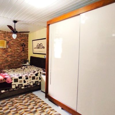 Casa Residencial com 188m², 4 quartos, 4 garagens, no bairro Forquilhas em São José