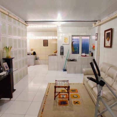 Casa Residencial com 188m², 4 quartos, 4 garagens, no bairro Forquilhas em São José