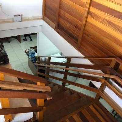 Casa Residencial/Comercial com 400m², 2 garagens, no bairro Bela Vista em Palhoça