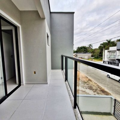 Apartamentos com 96m², 3 quartos, 1 suíte, 2 garagens, no bairro Forquilhas em São José