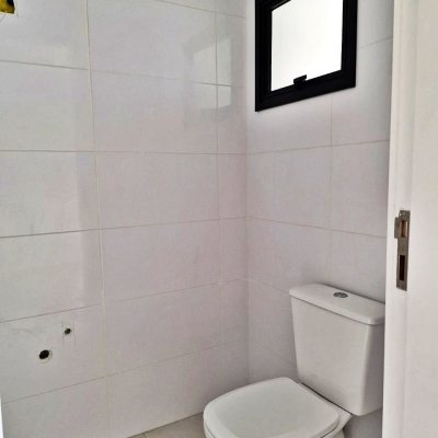 Apartamentos com 96m², 3 quartos, 1 suíte, 2 garagens, no bairro Forquilhas em São José